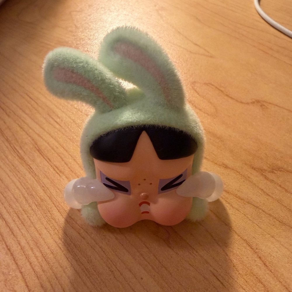 Popmart Crybaby x The Powerpuff girls
Bunny Buttercup
